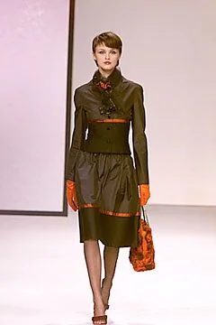 Look 28